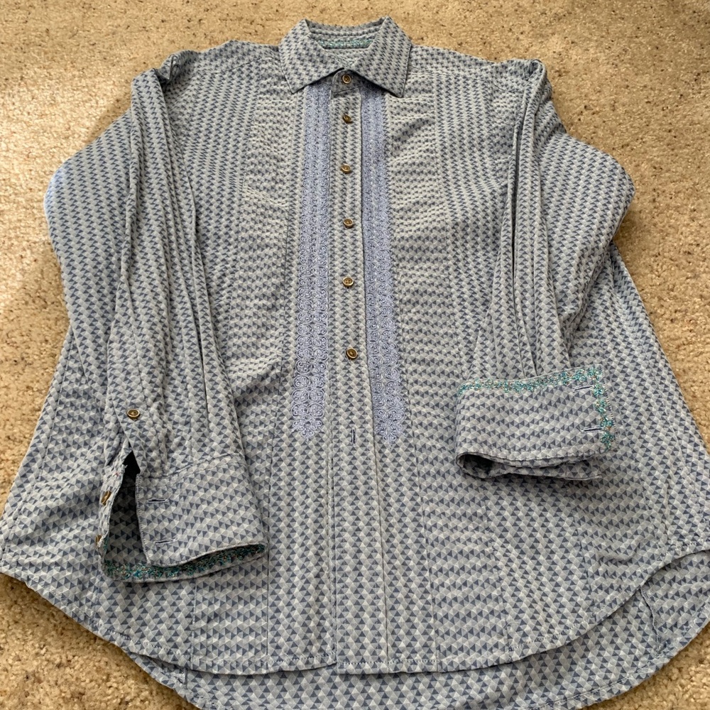 Robert Graham men’s dress shirt